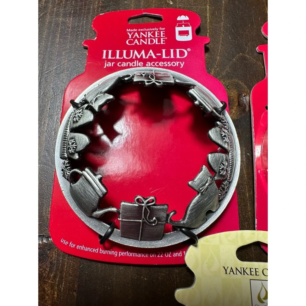 Yankee Candle 3 Lot Illuma Lid Topper Metal Christmas Gifts Santa Cats Decor